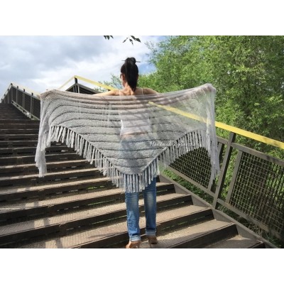 Gray knit shawl Fringe Knitted shawl Chunky shawl wrap Oversized gray shawl Wool shawl wrap Triangle knit scarf Dark gray wrap scarf shawl