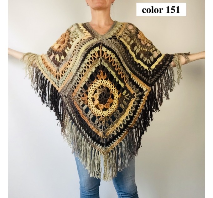  Black Crochet Granny Square Boho Wool Poncho with Fringes - Women's Designer Ponchos & Capes - Gray White Ombre Multicolor Poncho  Wool  7