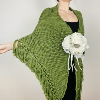 Green Bridal Shawl With Fringe Evening Warm Wedding Wrap Triangle Knit Shoulder Wrap