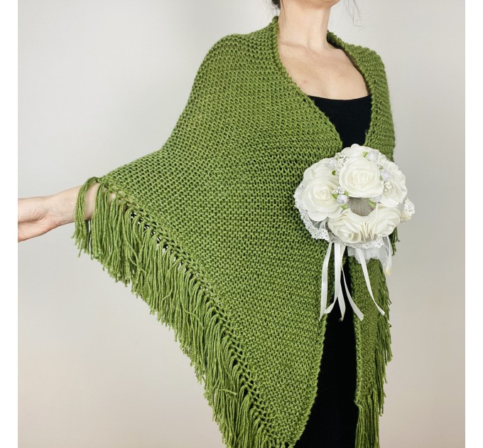  Green Bridal Shawl With Fringe Evening Warm Wedding Wrap Triangle Knit Shoulder Wrap  Shawl / Wraps  