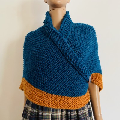 Outlander Claire alpaca wool shawl petrol knit shoulder wrap winter sontag triangle shawl Carolina shawl Outlander gifts wife mom sister