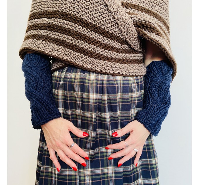 Brown Outlander inspired Claire's arm warmers alpaca mittens women hand knit mittens Outlander fingerless wool mitts Claire's gauntlets